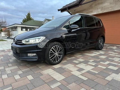 VOLKSWAGEN TOURAN 2.0 TDI BMT SCR Highline DSG [7 személy]