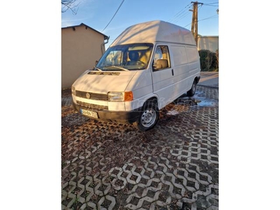 VOLKSWAGEN TRANSPORTER T4 1.9 70M 1E2 F