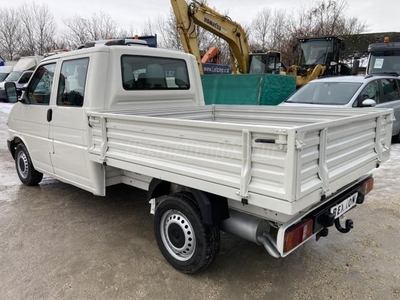 VOLKSWAGEN TRANSPORTER T4 2.5 Syncro 7DM 1K5 SYNCRO.DIFFIZÁR.SZERVIZKÖNYV.GAR KM