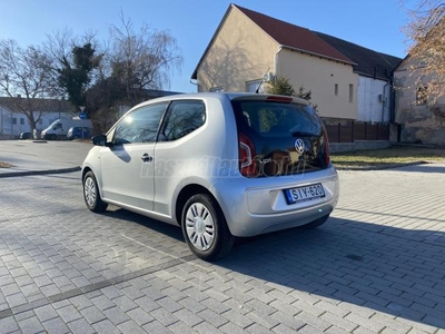 VOLKSWAGEN UP Up! 1.0 Take Up!