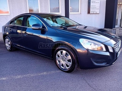 VOLVO S60 2.0 D [D3] Kinetic Nekem sem könnyű! 232ekm