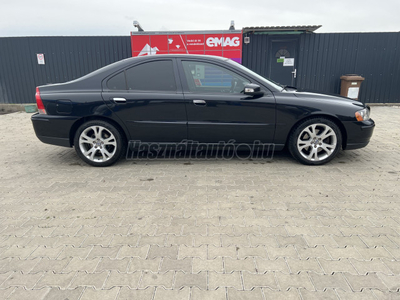 VOLVO S60 2.4 D5 Momentum