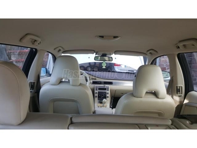 VOLVO V70 2.4 D Summum