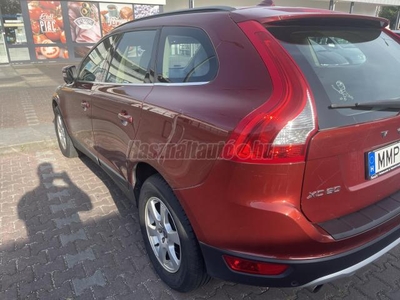 VOLVO XC60 2.4 D Momentum Geartronic