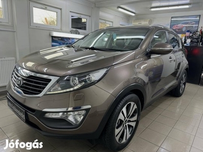 KIA Sportage 1.7 CRDi FIFA Prémium Vezetett sze...