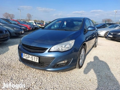 Opel Astra 1.3 CDTI Ecoflex Sport Digit Klíma T...