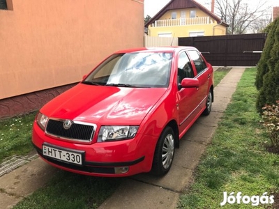 Skoda Fabia Sedane 1.4 Benzines