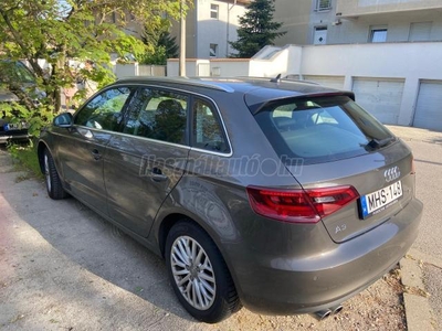 AUDI A3 Sportback 2.0 TDI Ambiente S-tronic