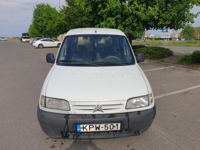 CITROEN BERLINGO AZZONAL MUNKÁRA FOGHATÓ