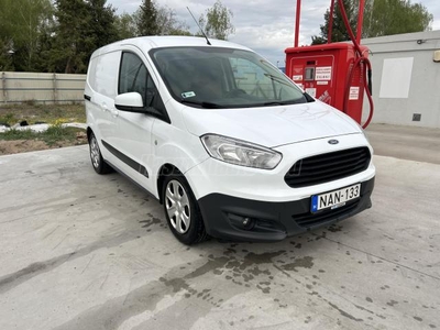 FORD COURIER Tourneo1.5 TDCi Trend Tempomat. 8 kerék