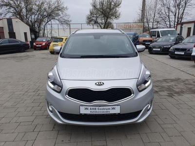 KIA CARENS 1.7 CRDI EX +87E KM+2 ÉV GARANCIA+1.TULAJ+SZ.KÖNYV+NAVI+KAMERA+RADAR+ROZSDAMENTES+GYÖNYÖRŰ+