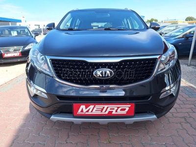 KIA SPORTAGE 2.0 CRDi EX Prémium 4x4 Leinformálható Km ! Navi !