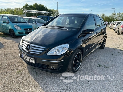 MERCEDES-BENZ B-osztály