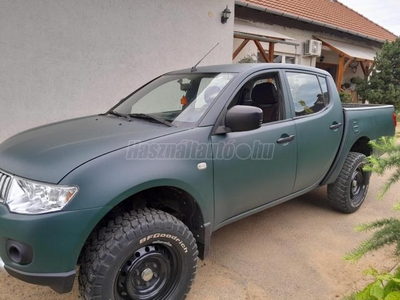 MITSUBISHI L 200 Pick Up 2.5 D DC Instyle A T