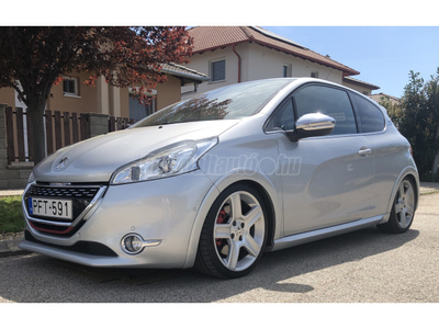 PEUGEOT 208 1.6 THP GTi