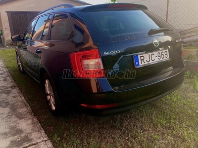 SKODA OCTAVIA 1.6 CR TDI Style DSG