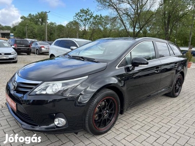 Toyota Avensis Wagon 2.0 D-4D Business Teljes T...