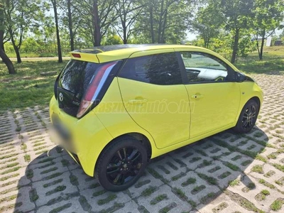 TOYOTA AYGO 1.0 x-cite