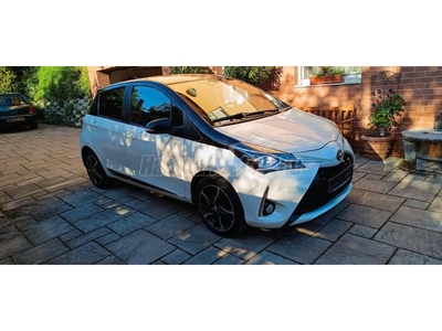 TOYOTA YARIS 1.5 Dual VVT-iE Style Selection
