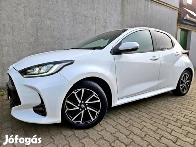 Toyota Yaris 1.5 VVT-i Comfort Tech CVT Magyaro...