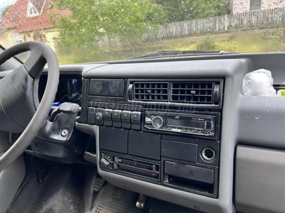 VOLKSWAGEN TRANSPORTER 1.9 70H 1H2 0