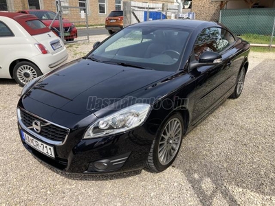 VOLVO C70 2.0 D [D3] Kinetic 8 kerék. bordó bőrbelső. kevés km!