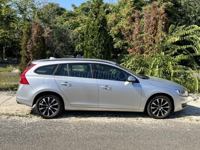 VOLVO V60 2.0 D [D2] Kinetic