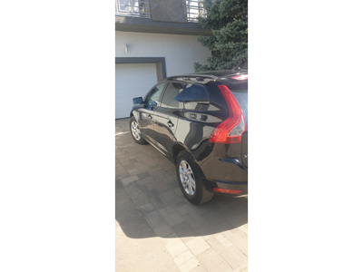 VOLVO XC60 2.0 D [D3] R-Design Summum Geartronic FWD