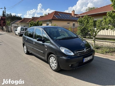 Citroen Xsara Picasso 1.6 Comfort Friss Műszaki