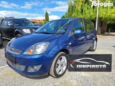 Ford Fiesta 1.25 Közkedvelt városi autó friss m...