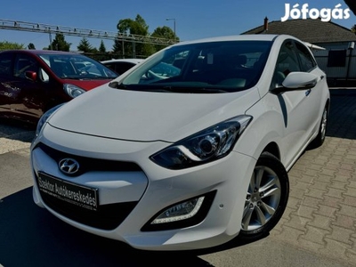 Hyundai I30 1.6 GDi Style Prémium.Bőrkárpit-Nav...