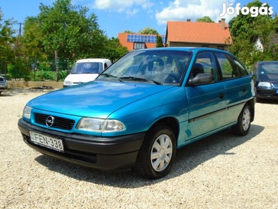 Opel Astra F 1.4 GLS 1.5-év műszakival jó motorral