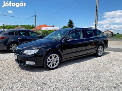 Skoda Superb Combi 1.4 TSI Elegance Navi.Digit...