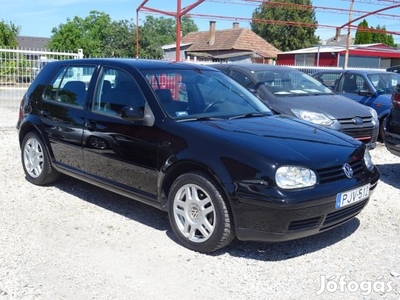 Volkswagen Golf 2.0 Highline Bőr Belső Digit Kl...