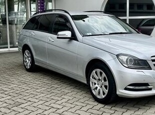 MERCEDES-BENZ T-CDI-BLUEEFFICIENCY-AVANTGARDE-