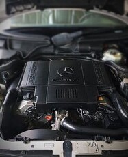 MERCEDES-BENZ E50-AMG-