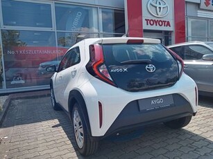 TOYOTA AYGO-X