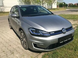 VOLKSWAGEN E-GOLF