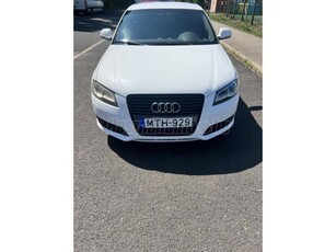 AUDI A3 1.4 TFSI Attraction S-line