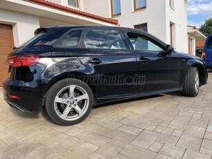 AUDI A3 Sportback 1.4 TFSI Design S-tronic e-tron