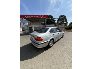 BMW 318i