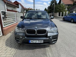 BMW X5 xDrive30d (Automata) Elektromosan behajtható gyári vonóhorog. távolságtartó tempomat