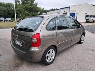 CITROEN XSARA PICASSO 1.6 HDi Exclusive FAP Gyári fényezésű. kilométer garanciával!