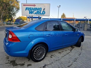 FORD FOCUS 1.6 TDCi Ghia DPF