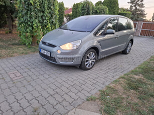 FORD S-MAX 2.0 TDCi Titanium