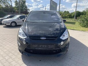 FORD S-MAX 2.2 TDCi Titanium-S