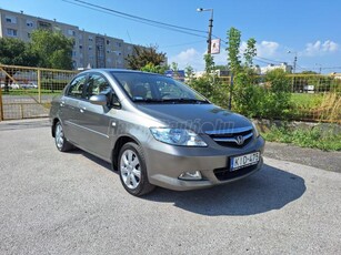 HONDA CITY 1.4 ES MAGYARORSZÁGI 176800 KM EREDETI FÉNYEZÉS