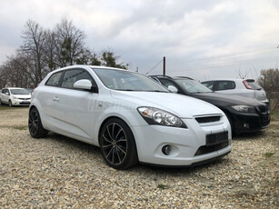 KIA CEE'D 1.6 CRDi LX Plus