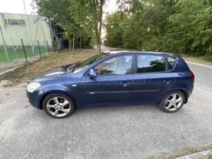 KIA CEE'D 1.6 EX