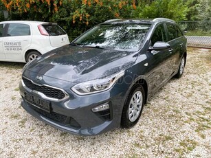 KIA CEE'D Ceed SW 1.6 CRDi HP Hybrid Silver Magyarországi. 89.000-Km. Kamera. Carplay. Sávtartó